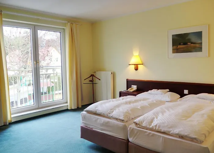 Heidehotel Otel Lubast