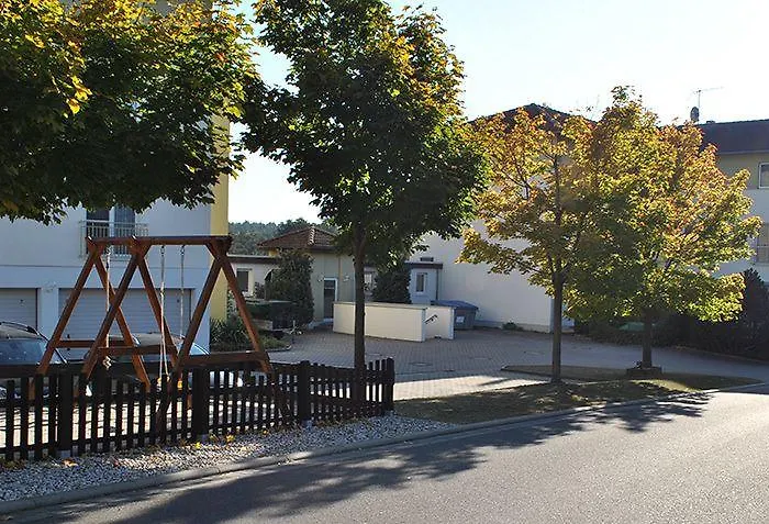 Heidehotel Otel Lubast